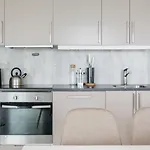 L Urban - Spacious With Private Terrace Bergen