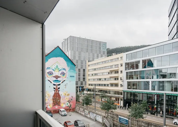 L Urban - Spacious With Private Terrace Apartament *