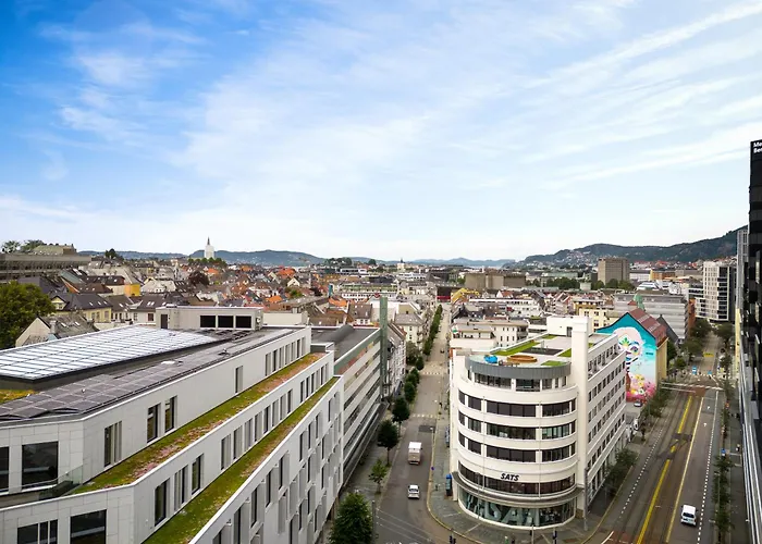 Apartament L Urban - Spacious With Private Terrace Bergen