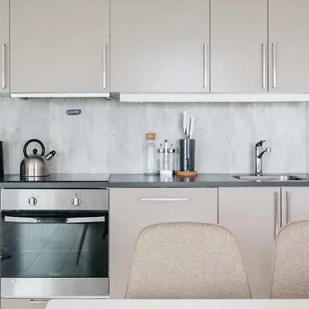 L Urban - Spacious With Private Terrace Bergen