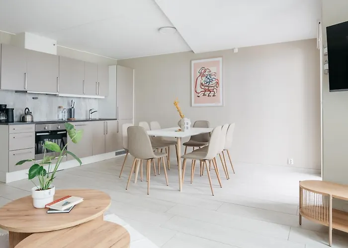 L Urban - Spacious With Private Terrace * Bergen