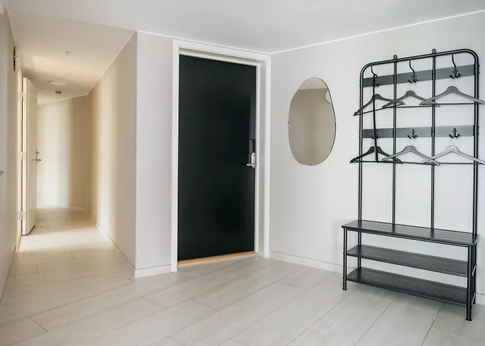 L Urban - Spacious With Private Terrace Apartment Bergen