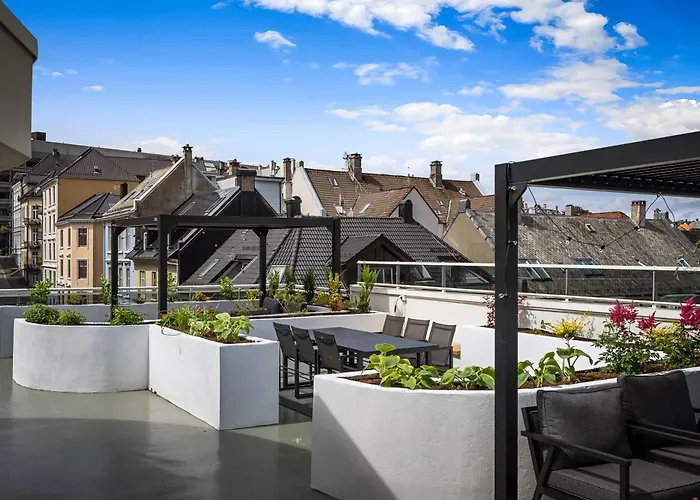 L Urban - Spacious With Private Terrace Bergen