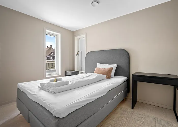 L Urban - Spacious With Private Terrace * 베르겐